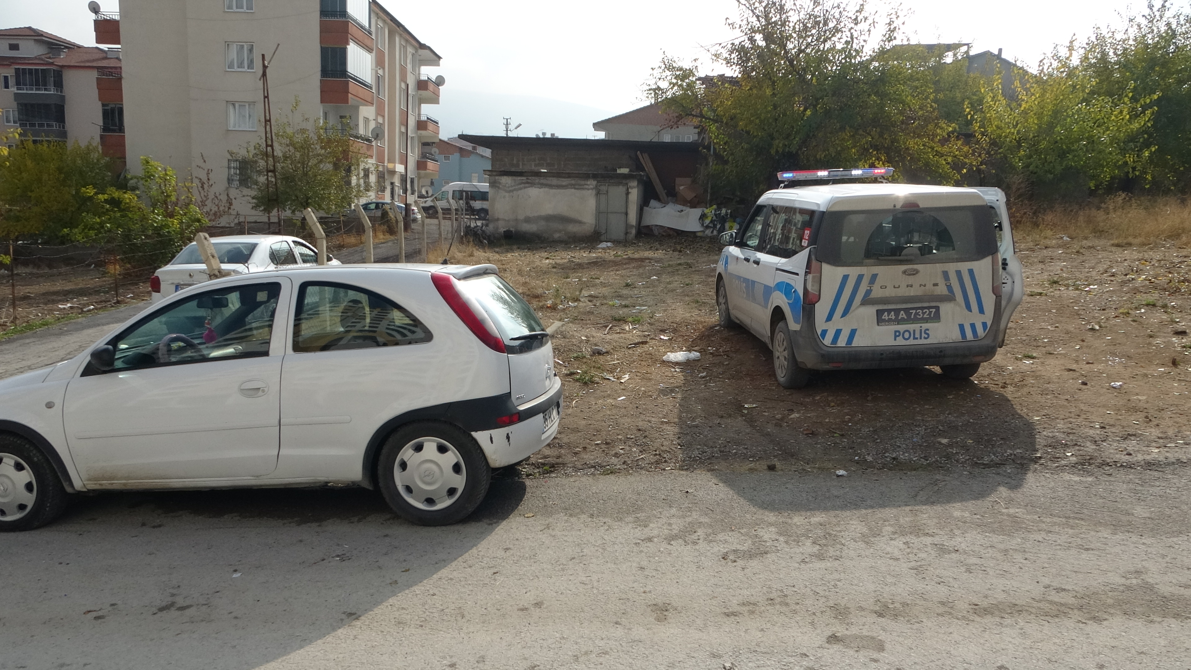 aw332123-02.jpg