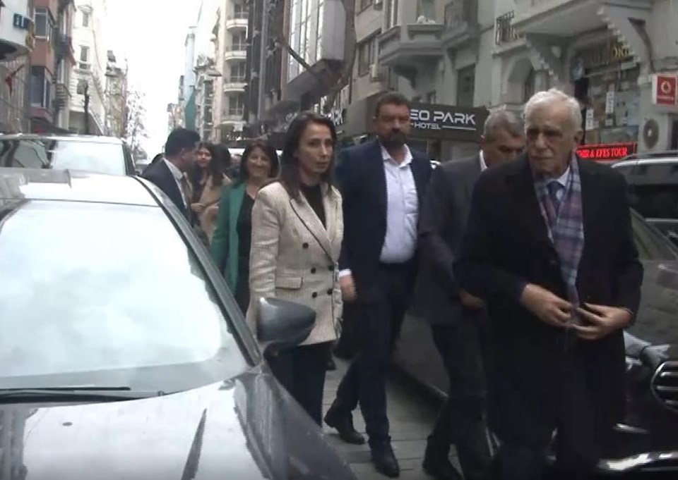 Silah bırakma çağrısı için kritik gün: Açıklama yazılı ve fotoğraflı olacak - 2